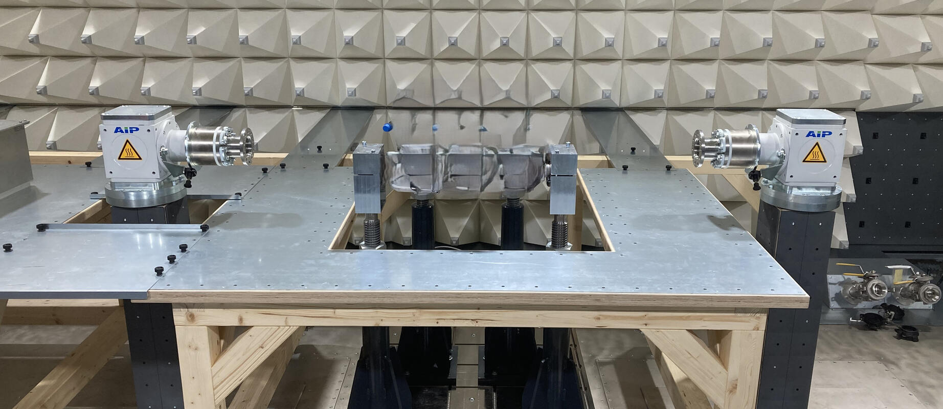 EMCコンポーネント用テストベンチ